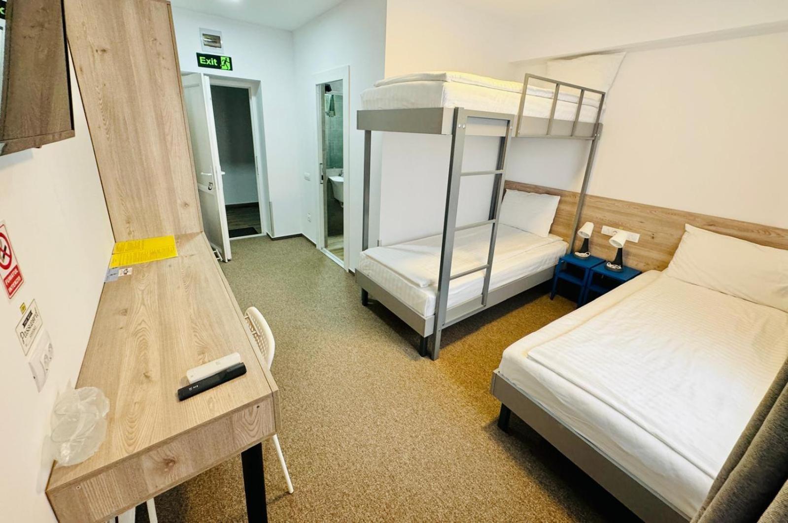 Stef Rooms Tirgu Frumos Extérieur photo